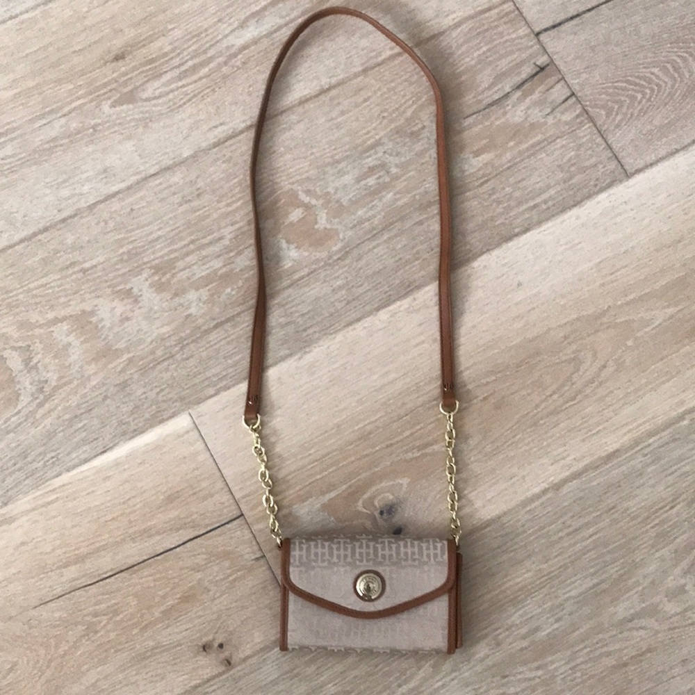 Tommy Hilfiger Crossbody Elegant Tan and Gold Women's Bag